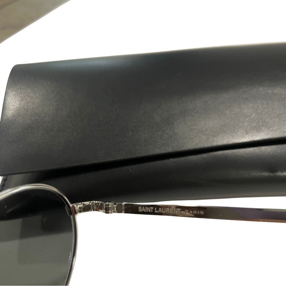 New Saint Laurent LOULOU Mirror Heart Shaped Sunglasses Silver w/ silver lenses - Picture 6 of 13